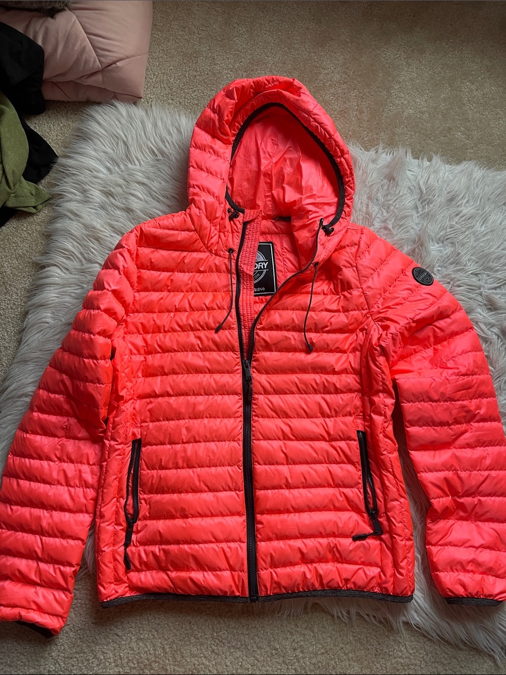 Superdry Women's Hooded Puffer Jacket - Bright Coral